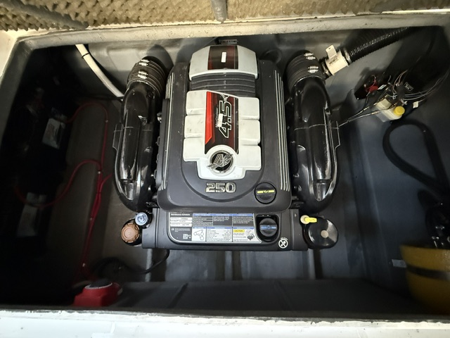 Trento 26 2019 Mercruiser 250 hp Alpha One